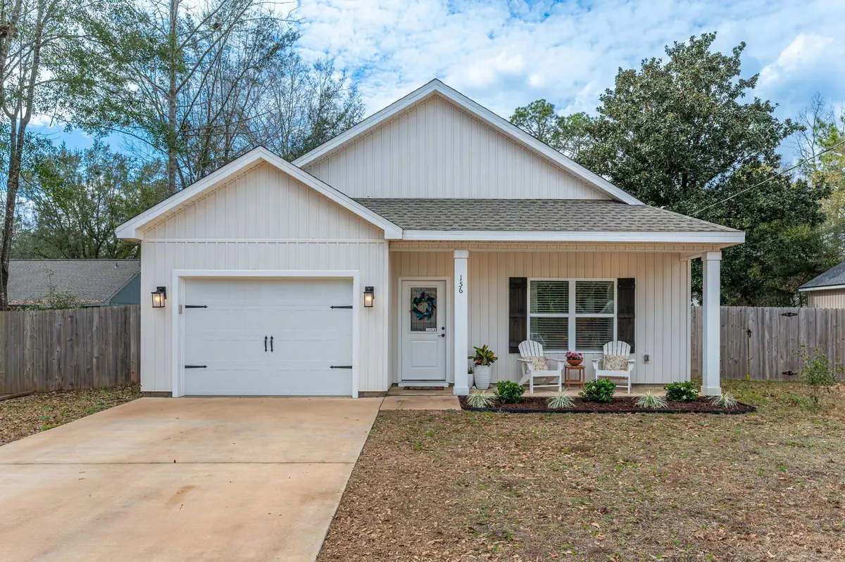 156 Oak Lane, Crestview, FL 32536 - #1