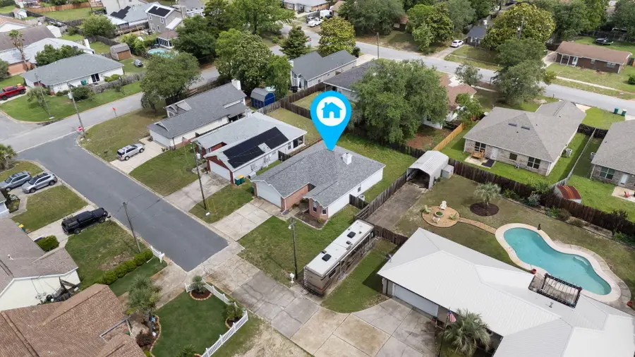 305 W Danielle Court, Mary Esther, FL 32569 - #3