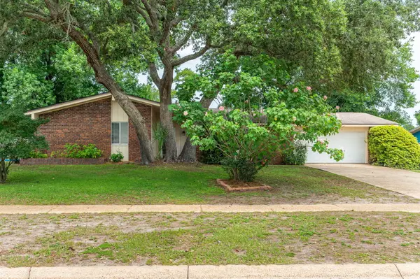 349 Marie Circle, Fort Walton Beach, FL 32548