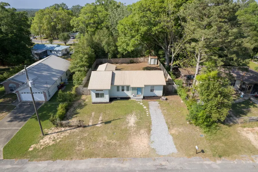 161 W North Avenue, Crestview, FL 32536 - #3