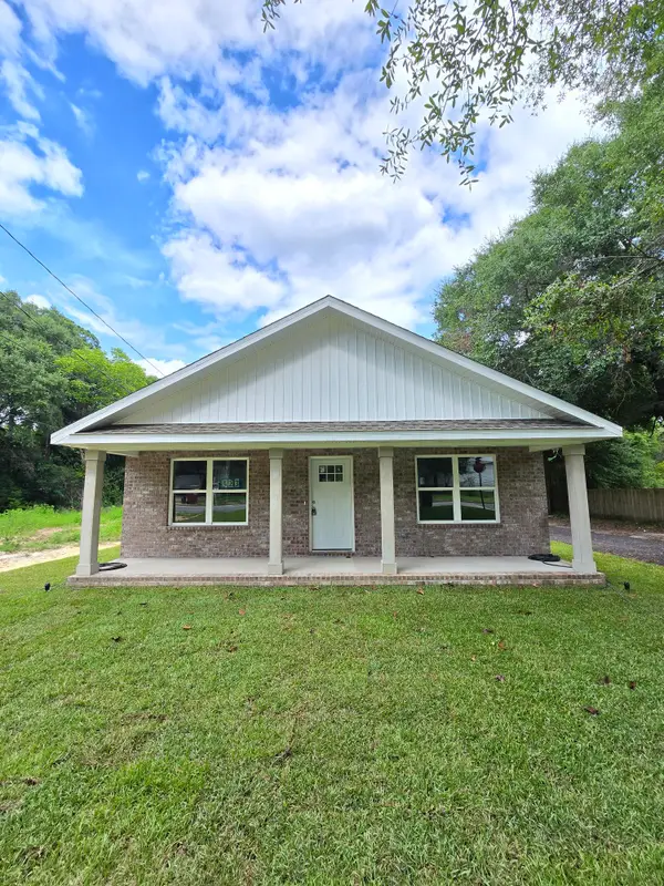 523 Brackin Street, Crestview, FL 32539