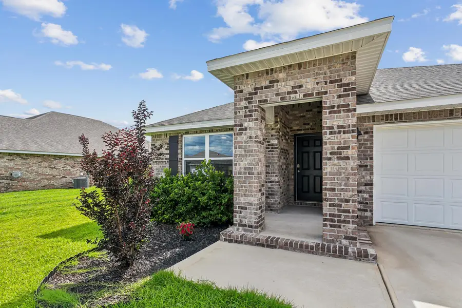 5529 Silverbell Drive, Milton, FL 32583 - #3