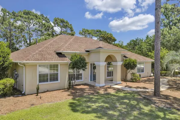 2556 Cove Road, Navarre, FL 32566