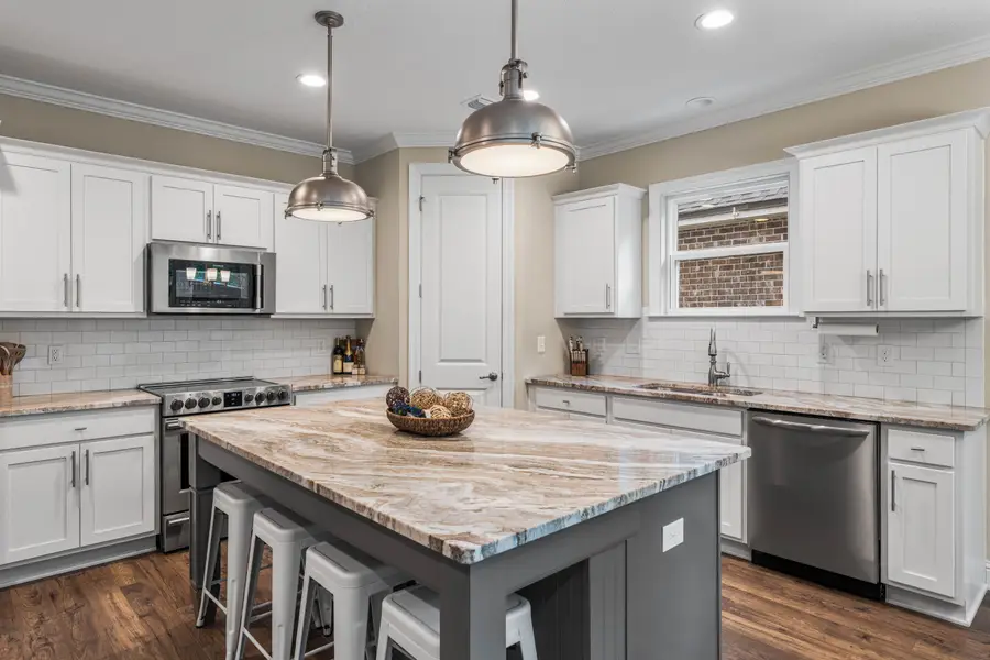 89 Laurel Oaks Drive, Freeport, FL 32439 - #2