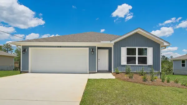 54 Craftsman Way, Freeport, FL 32439