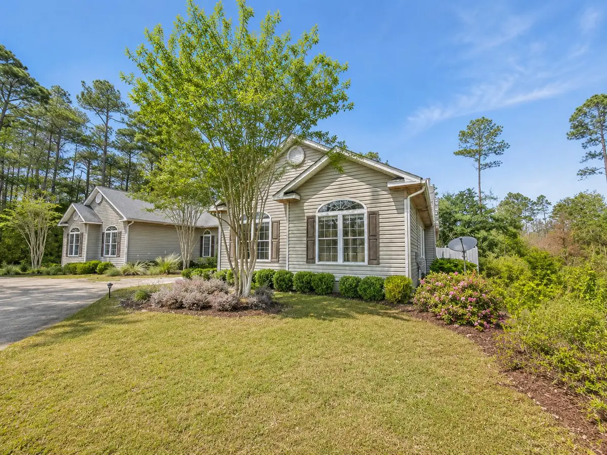 147 Dover Lane, Freeport, FL 32439 - #1