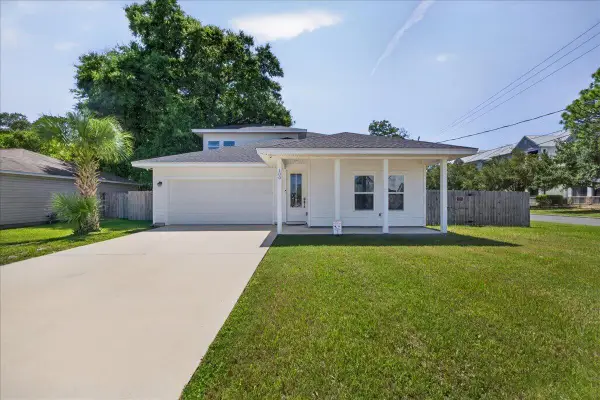 100 SE Carson Drive, Fort Walton Beach, FL 32548