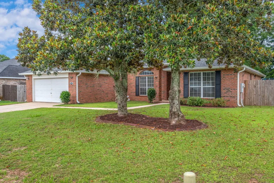 5621 N Brook Drive, Crestview, FL 32539 - #2