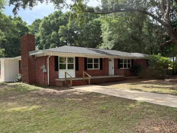6425 Aspen Avenue, Milton, FL 32570