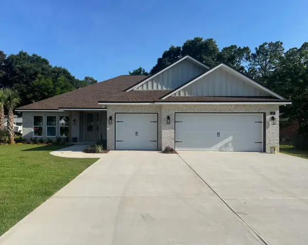 18 Walnut Avenue, Shalimar, FL 32579