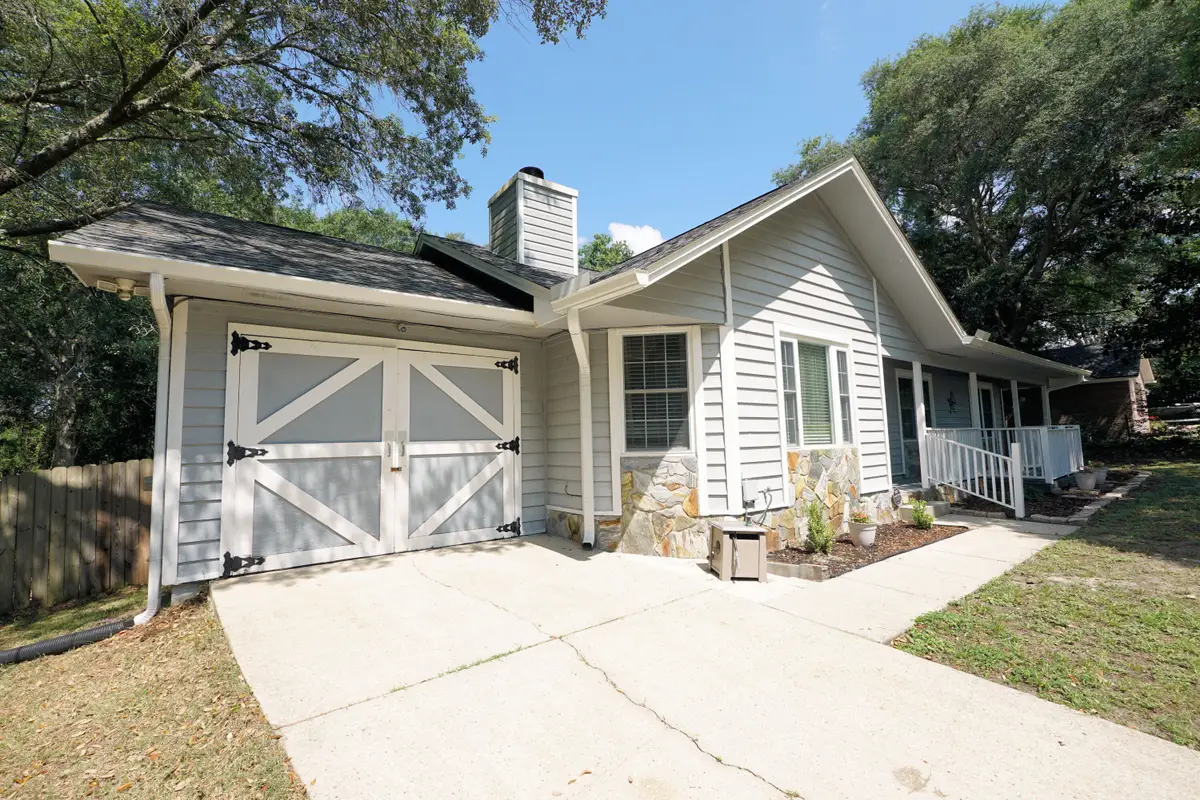 309 Ashley Drive, Crestview, FL 32536 - #1