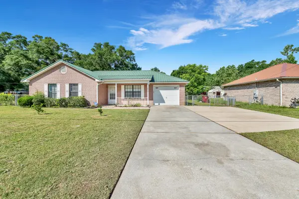 1232 Mapoles Street, Crestview, FL 32536