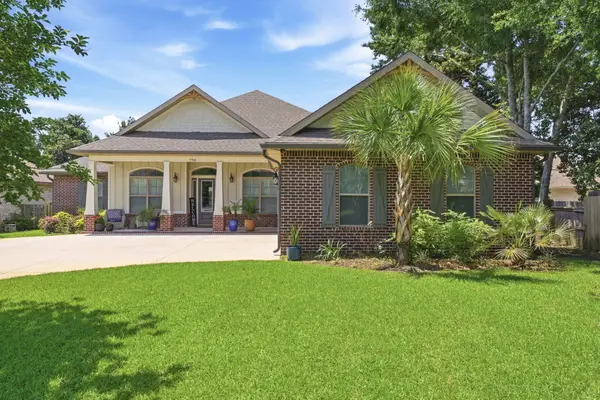 7703 Freesia Circle, Navarre, FL 32566