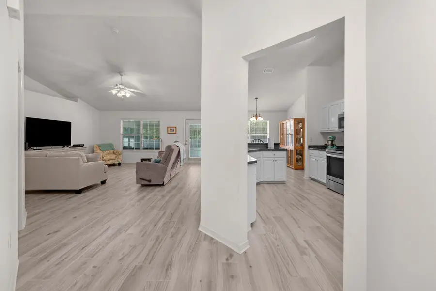 8120 Hartington Drive, Navarre, FL 32566 - #3