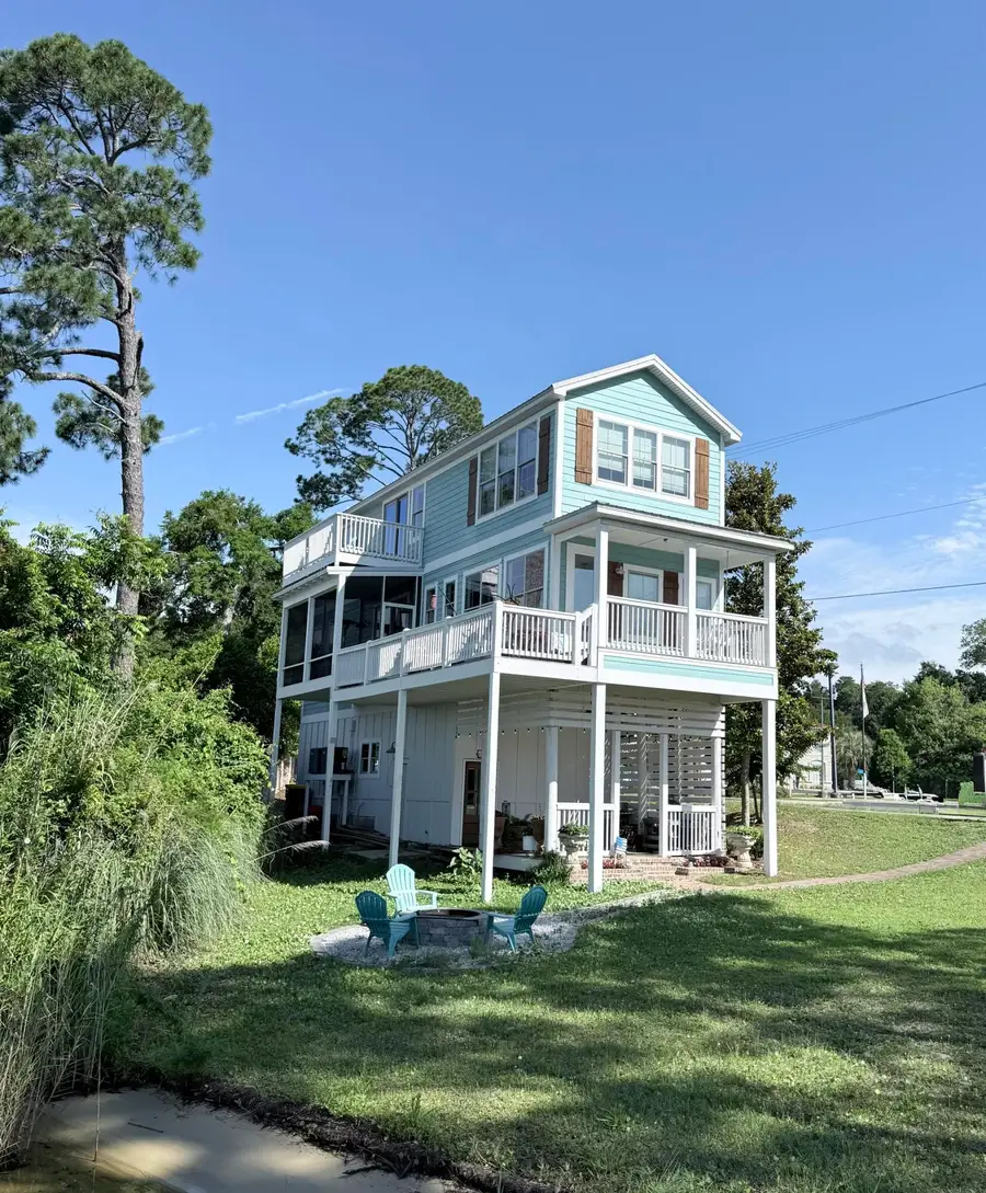 197 Bayshore Drive, Niceville, FL 32578 - #2