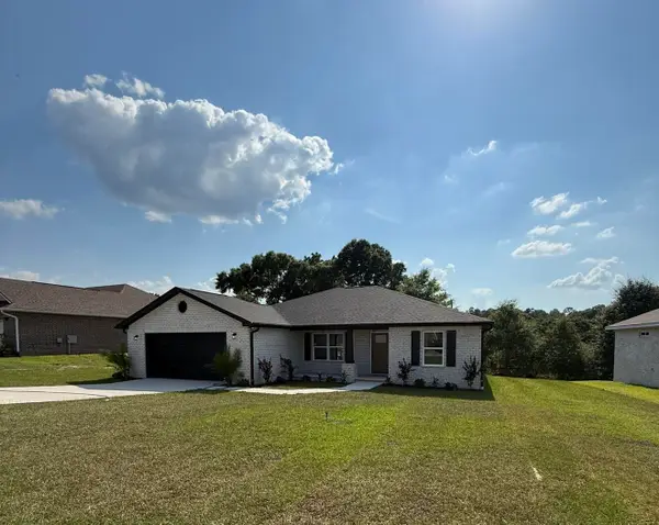 249 Paradise Palm Circle, Crestview, FL 32536