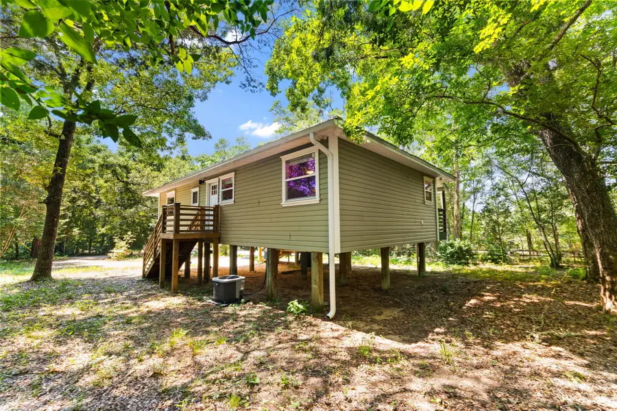 35 North Avenue, Freeport, FL 32439 - #2