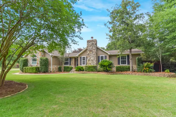 106 Eagle Court, Crestview, FL 32539