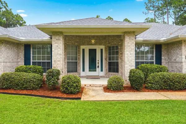 2386 Sherwood Drive, Navarre, FL 32566