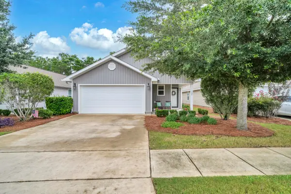605 Earl Godwin Road, Freeport, FL 32439