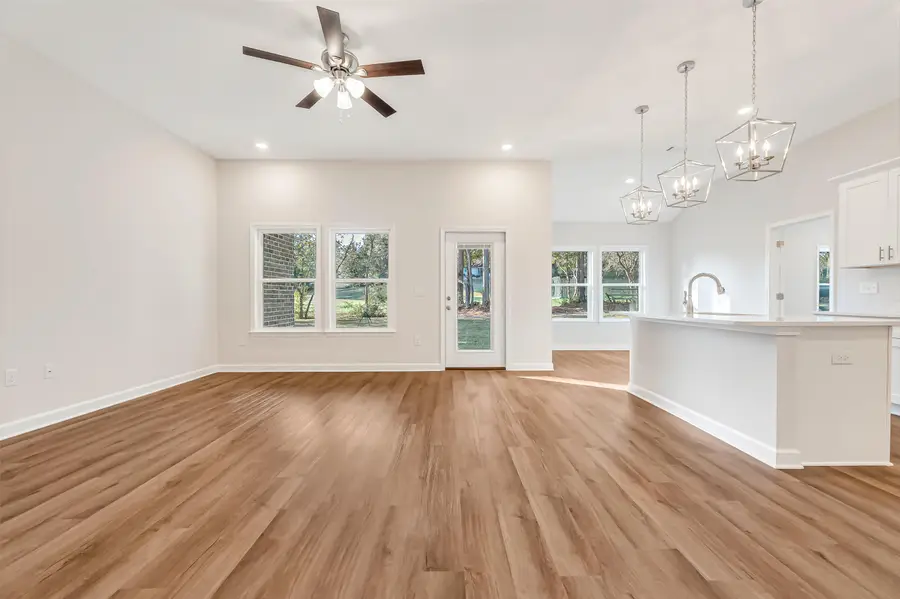 3010 La Salle Court, Crestview, FL 32536 - #3