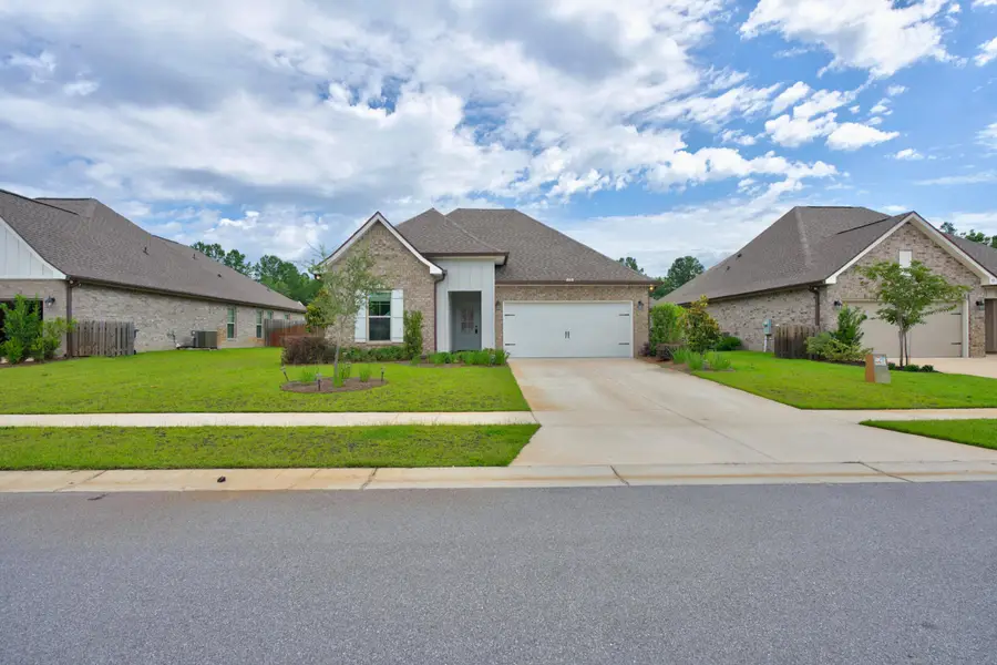 75 E Apollo Avenue, Freeport, FL 32439 - #3