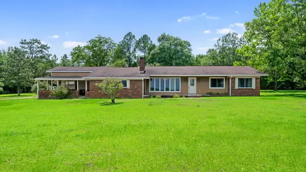 1310 Carlis Lane, Westville, FL 32464