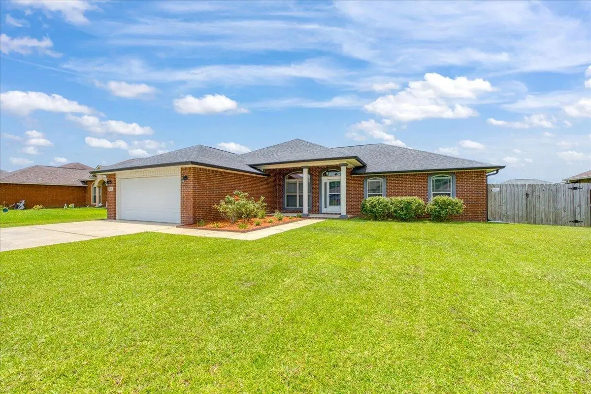 6072 Winchester Circle, Milton, FL 32570 - #1