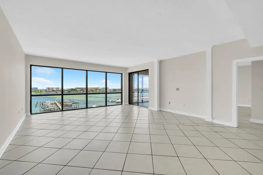 200 SW Miracle Strip Parkway #402, Fort Walton Beach, FL 32548 - #3