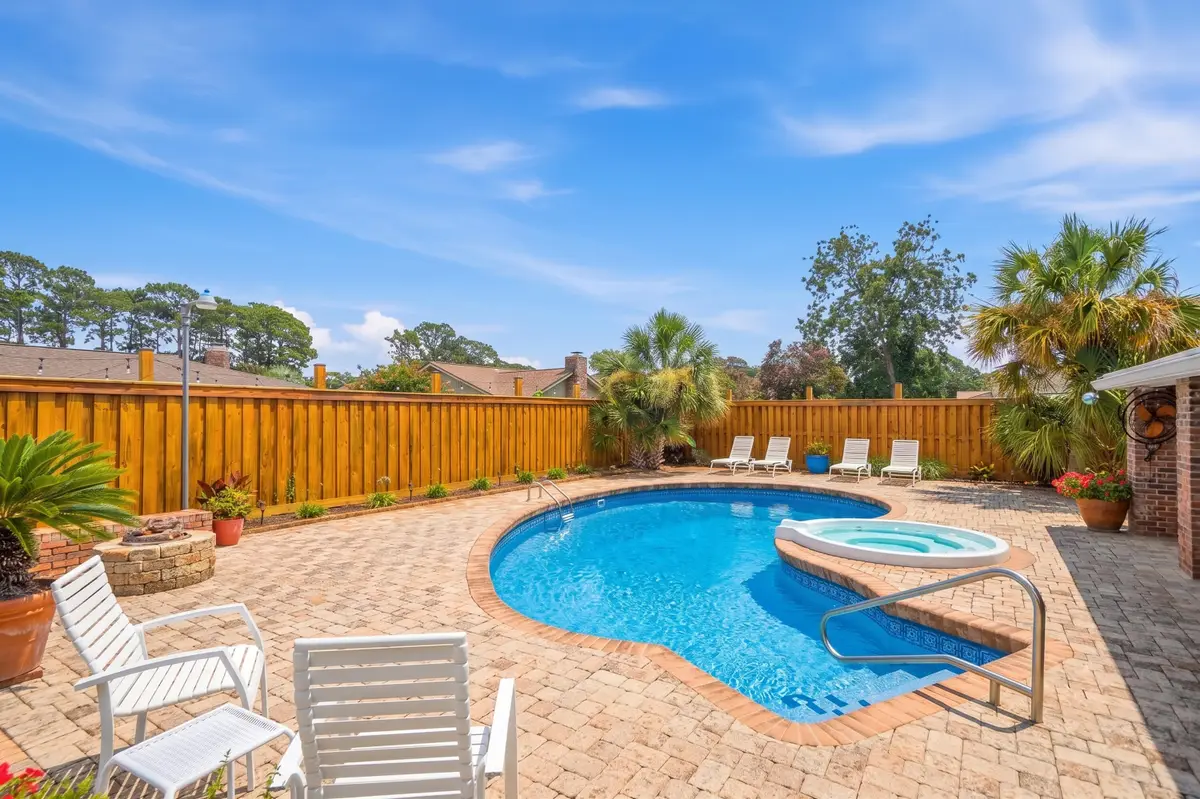 18 Pebble Beach Drive, Shalimar, FL 32579 - #1
