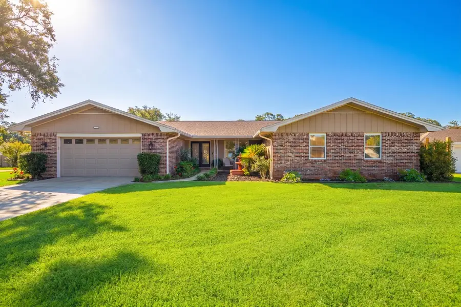 18 Pebble Beach Drive, Shalimar, FL 32579 - #3