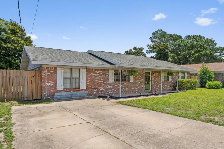 5 Lakeview Drive, Mary Esther, FL 32569 - #3