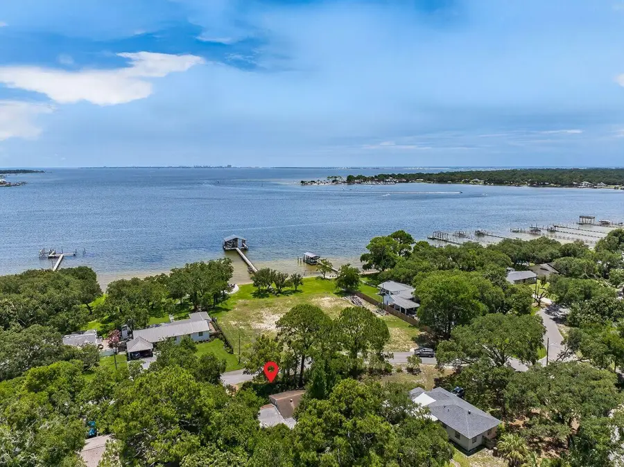 284 NE Beachview Drive, Fort Walton Beach, FL 32547 - #3