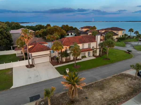 9526 Monaco Circle, Navarre, FL 32566