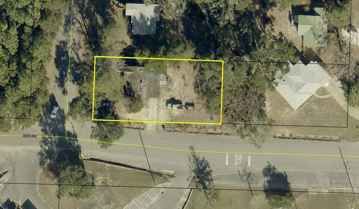 602 Dixie Street, Crestview, FL 32536 - #1