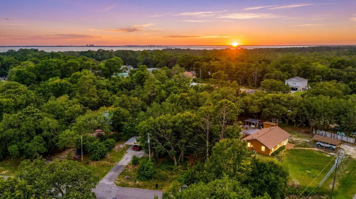 16 Crestview Street, Niceville, FL 32578 - #1
