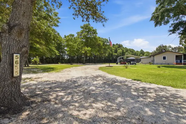 5655 Jv Woolley Road, Crestview, FL 32539