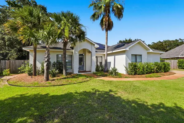 1194 Jaguar Circle, Gulf Breeze, FL 32563