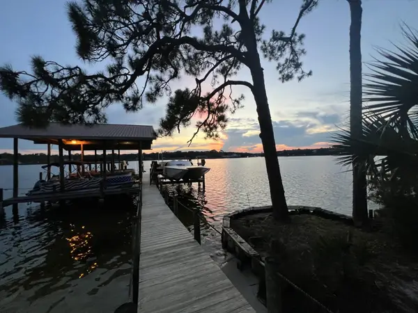 35 Warwick Drive, Shalimar, FL 32579