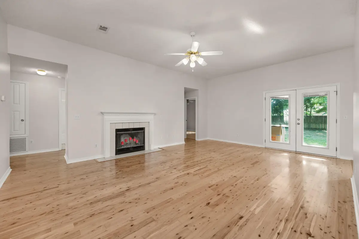 422 Mara Drive, Crestview, FL 32536 - #1