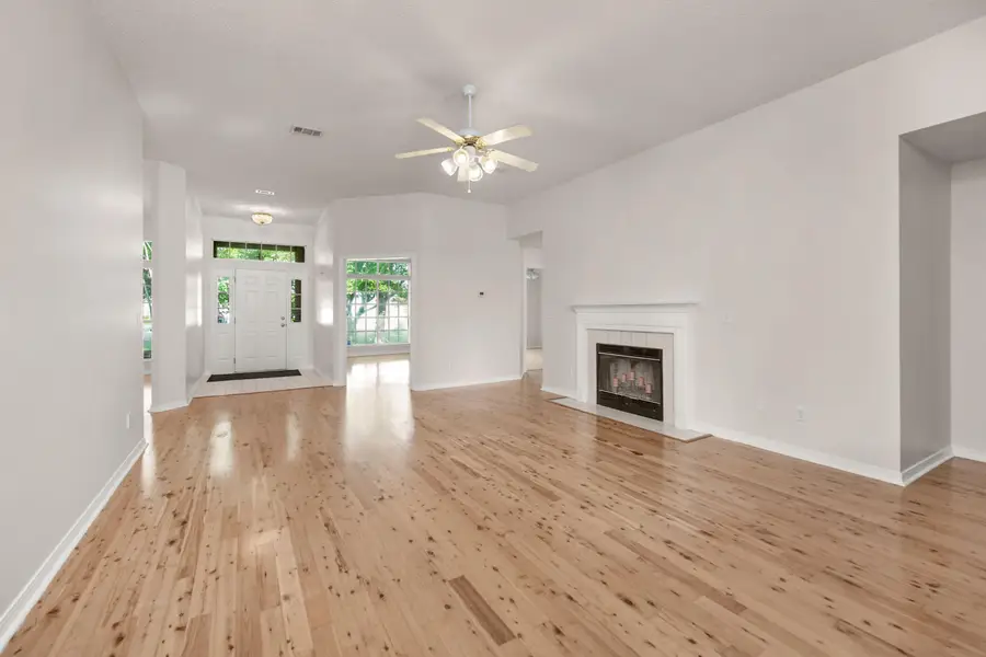 422 Mara Drive, Crestview, FL 32536 - #3