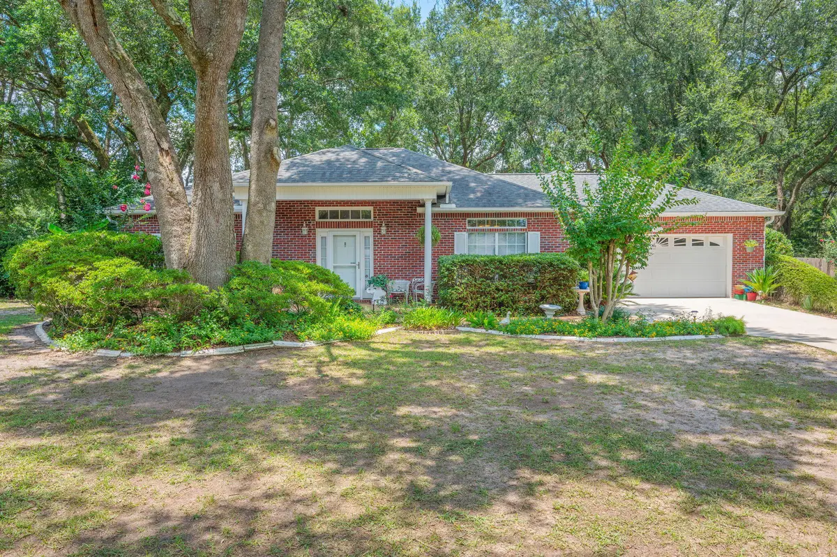 5810 Hilary Street, Crestview, FL 32539 - #1