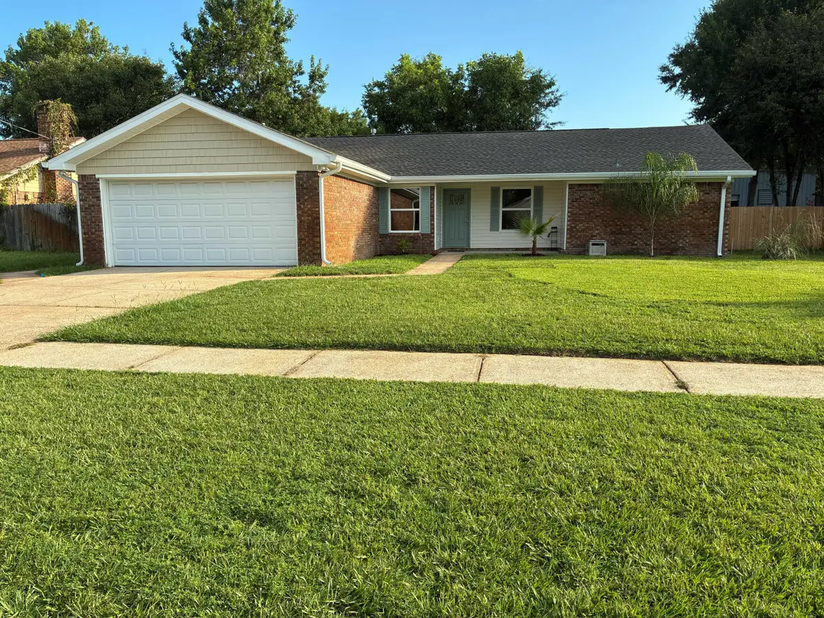 531 Brian Circle, Mary Esther, FL 32569 - #1