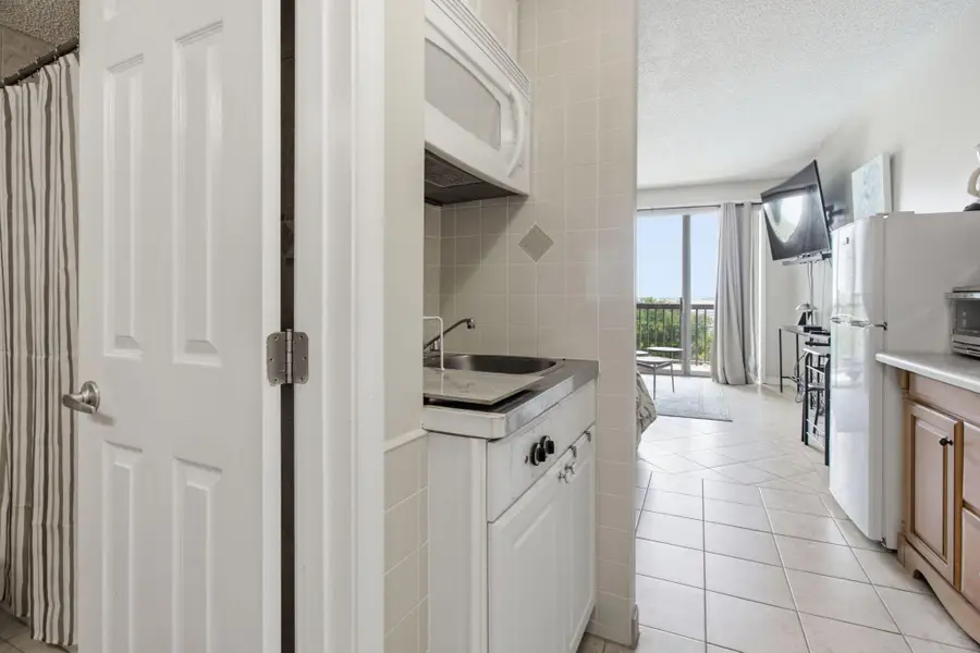 214 SW Miracle Strip Parkway #406B, Fort Walton Beach, FL 32548 - #2