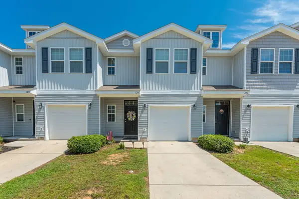 124 E Iron Horse Drive, Crestview, FL 32539