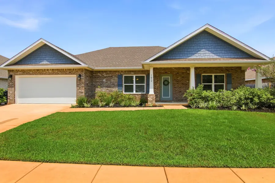 192 E Sky Way, Freeport, FL 32439 - #2