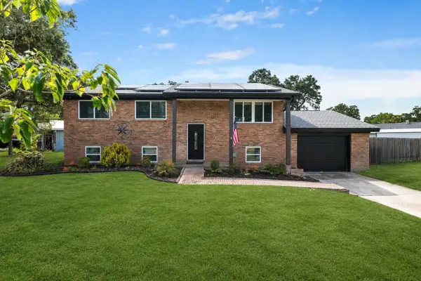 102 NW Robinwood Drive, Fort Walton Beach, FL 32548