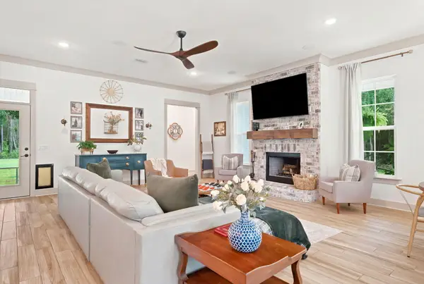 2060 Windmill Drive, Gulf Breeze, FL 32563
