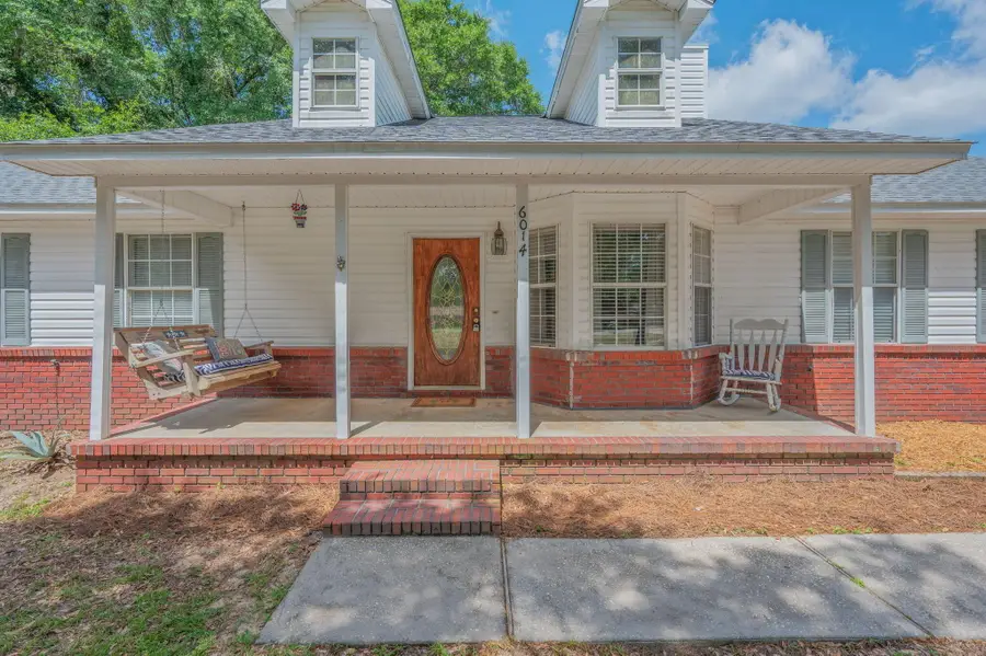 6014 Robin Road, Crestview, FL 32539 - #2