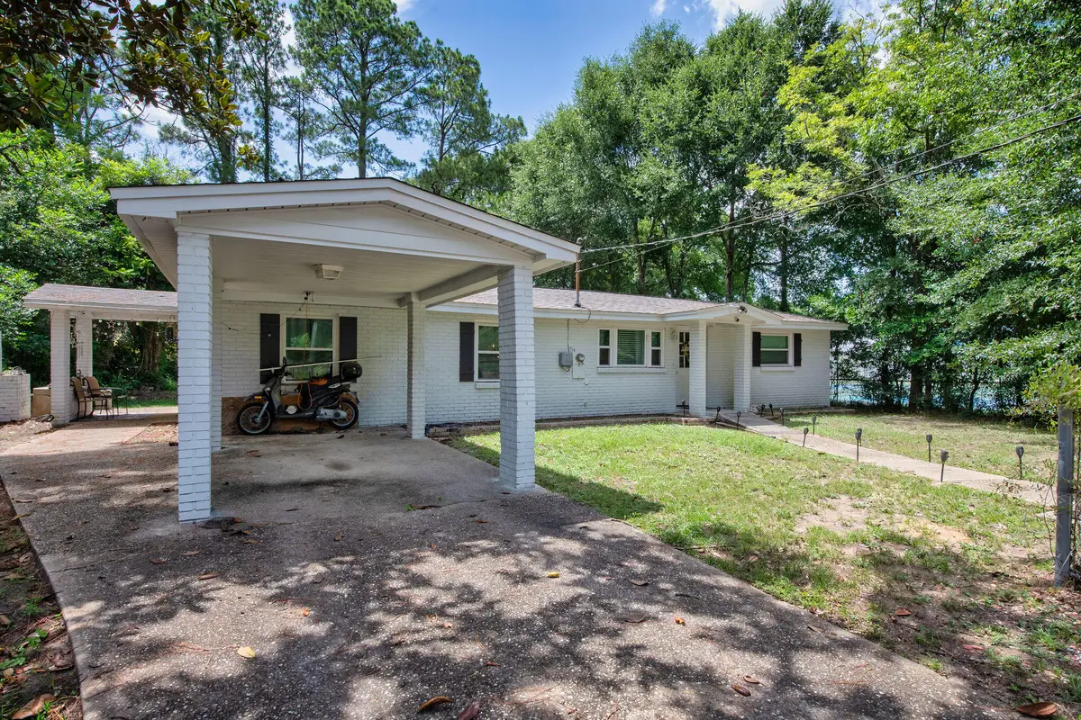 932 Kelvin Court, Crestview, FL 32536 - #1